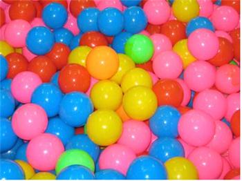 Bóng nhựa Việt Nam đường kính 7.5cm