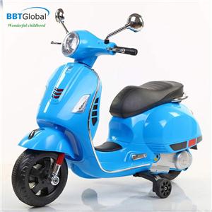 Xe máy điện trẻ em BBT Global Vespa xanh BBT-6116X
