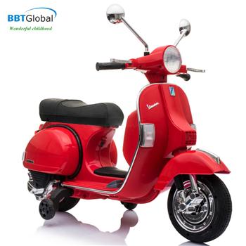 Xe máy điện trẻ em bản quyền Vespa PX150 màu đỏ