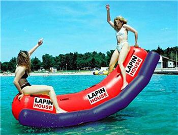 Trò chơi trên nước bập bênh trên nước DHVC-2022