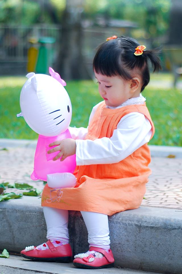 đồ chơi cho bé Đỗ Nguyễn Khánh Thy 2