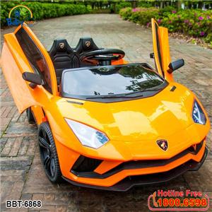 Ô tô điện trẻ em Lamborghini màu cam BBT-6868C